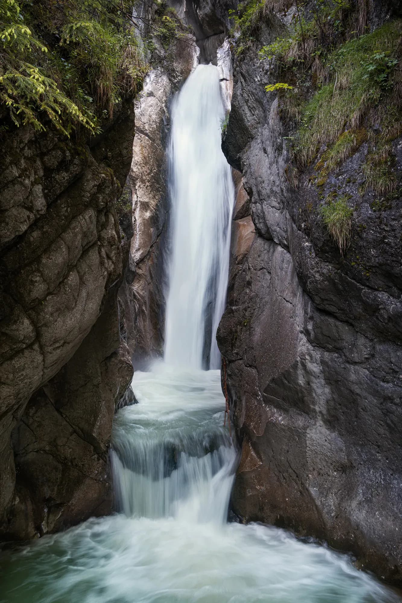 28-200mm F/2.8-5.6 Di III RXD — 5